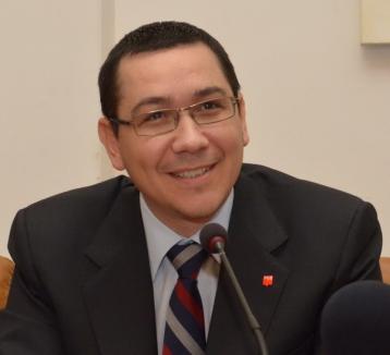 Premierul Victor Ponta: Mama mi-a spus nu cumva să mă cert cu Crin sau cu Oprescu